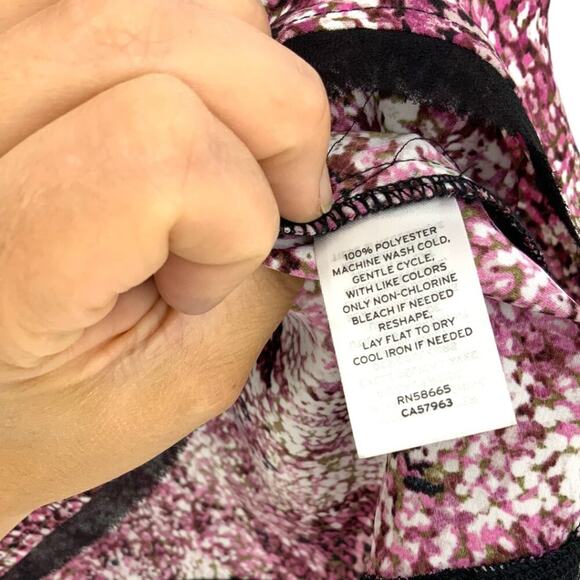 Halogen Raw Edge V Neck Tank Top Pink Pebbles Size Small NWOT $49 MSRP - Picture 6 of 8